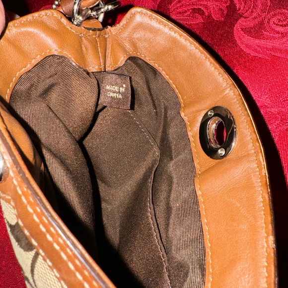 Coach Twist Open Wristlet Brown 7”x4” Good Condition - Picture 9 of 9